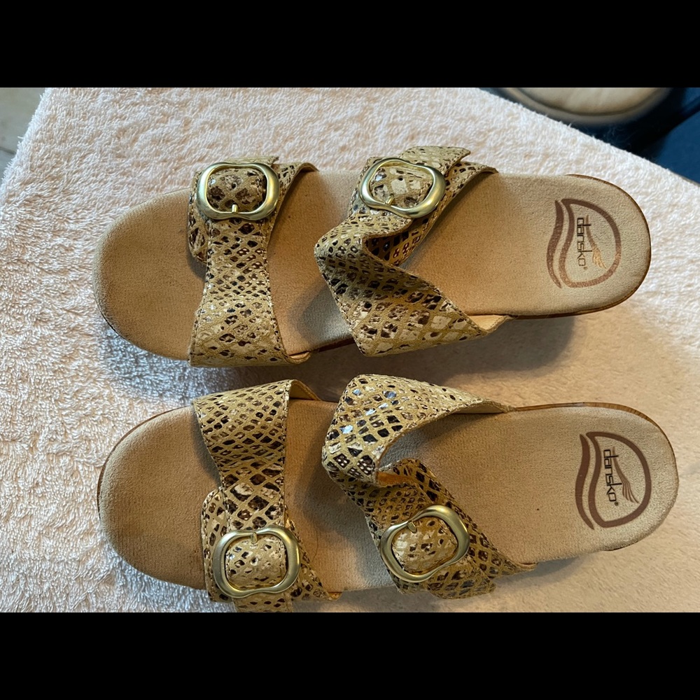 Dansko Sophie like new